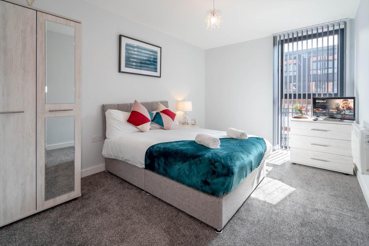 New Build - 2 Bed Snug Modern Apartment - Juliet Balcony - Roof Top Terrace - Digbeth, Birmingham City Centre - Free Netflix & Smart Tv Εξωτερικό φωτογραφία