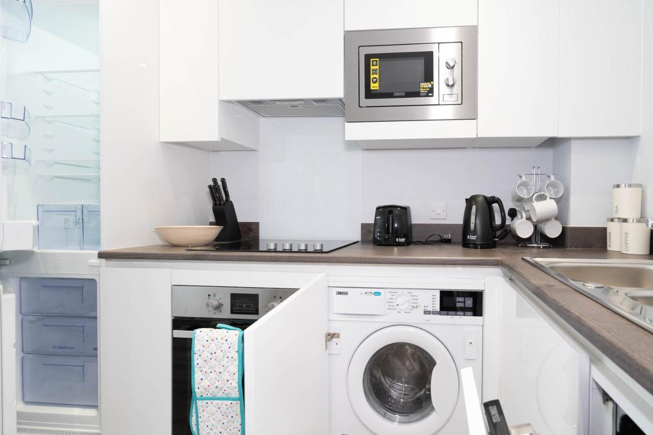 New Build - 2 Bed Snug Modern Apartment - Juliet Balcony - Roof Top Terrace - Digbeth, Birmingham City Centre - Free Netflix & Smart Tv Εξωτερικό φωτογραφία